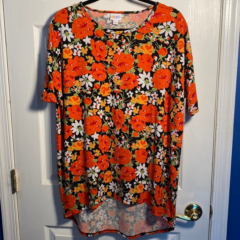 NWT LulaRoe Printed Floral Oversized Tunic Top, Small